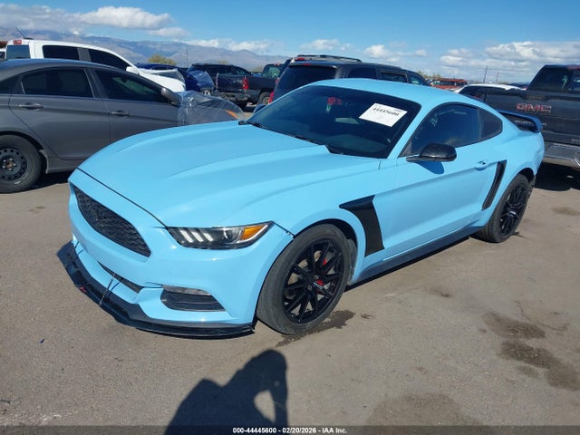 Ford Mustang V6 2017 1FA6P8AM3H5247670 Image 2