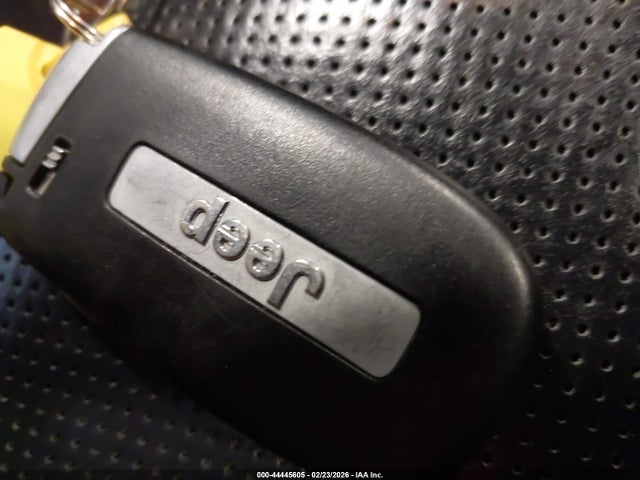 2017 JEEP GRAND CHEROKEE 1C4RJFCG2HC864252 Photo 10