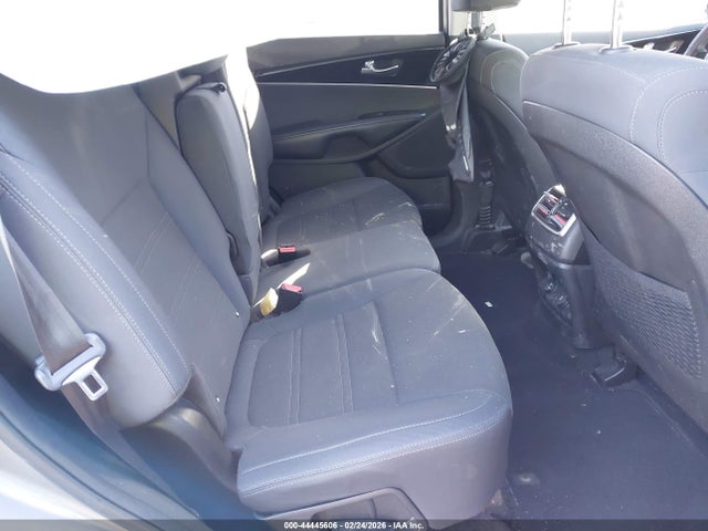 Продаж на аукціоні авто 2019 Kia Sorento 2.4l Lx, vin: 5XYPGDA30KG432806, номер лоту: 44445606