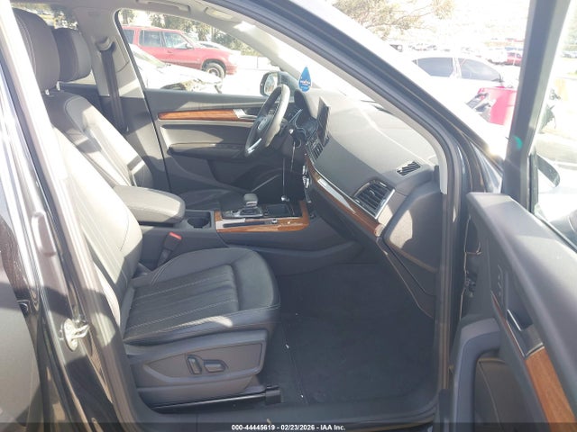 WA1ABAFY1P2125096 Audi Q5 Premium 40 Tfsi Quattro S Tronic