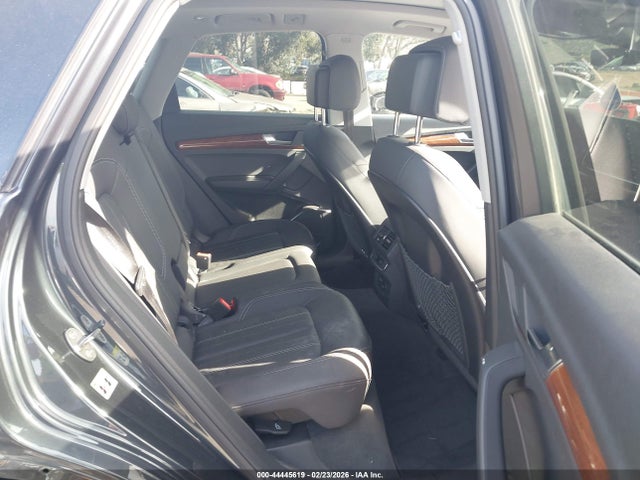 WA1ABAFY1P2125096 Audi Q5 Premium 40 Tfsi Quattro S Tronic