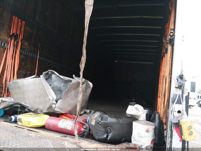 44445634 :رقم المزاد ، 5PVNE8JT5B4S53826 vin ، 2011 Hino 258/268 مزاد بيع