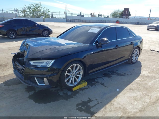 2019 AUDI A4 WAUENAF44KN014963 Photo 1