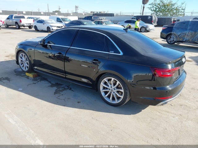 2019 AUDI A4 WAUENAF44KN014963 Photo 2