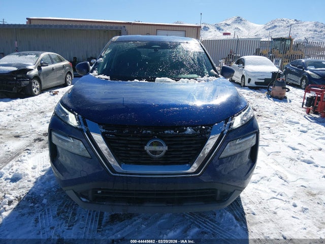 5N1BT3BB4NC696881 Nissan Rogue Sv Intelligent Awd