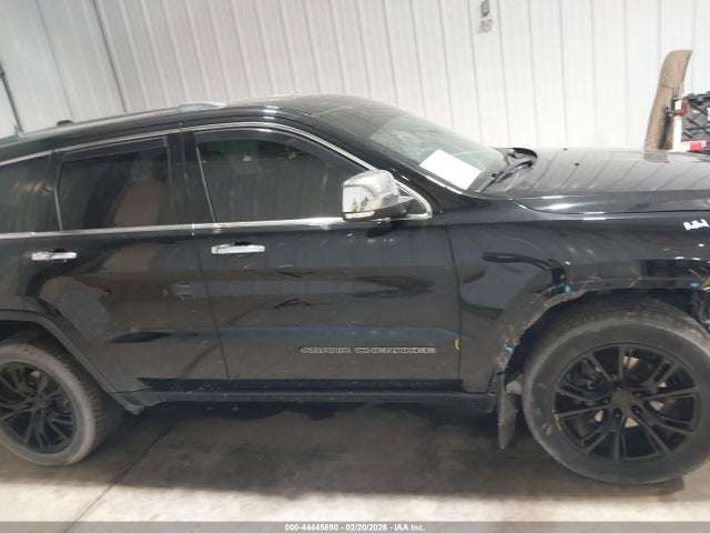 1C4RJFBG9KC693590 Jeep Grand Cherokee Limited 4x4