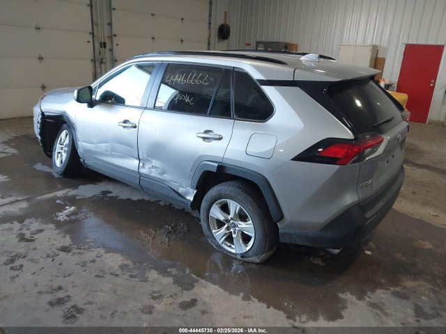 2021 TOYOTA RAV4 HYBRID 4T3RWRFV0MU046135 Photo 2