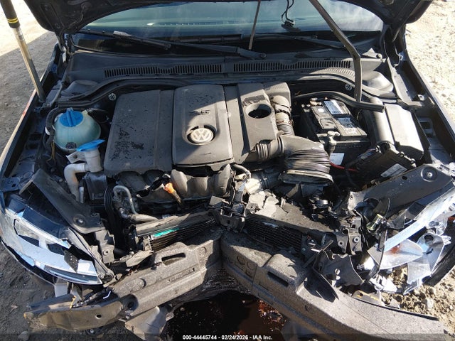 2011 Volkswagen Jetta 2.5l Se მანქანა იყიდება აუქციონზე, vin: 3VWDX7AJ9BM082403, აუქციონის ნომერი: 44445744