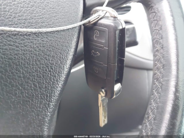 44445749 :رقم المزاد ، WVGBV7AX2AW503683 vin ، 2010 Volkswagen Tiguan Se مزاد بيع