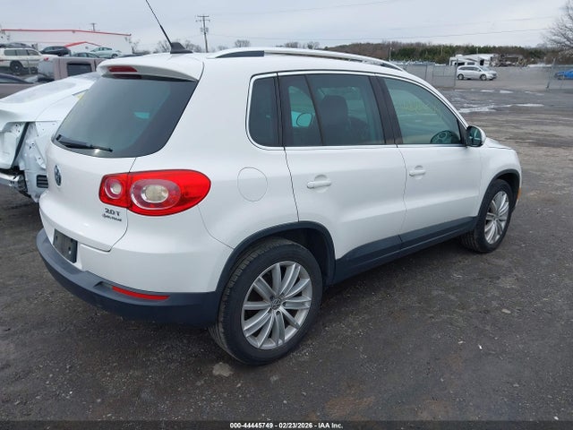 44445749 :رقم المزاد ، WVGBV7AX2AW503683 vin ، 2010 Volkswagen Tiguan Se مزاد بيع
