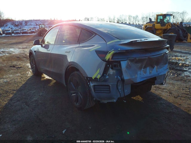 44445758 :رقم المزاد ، 7SAYGDEE9TF450197 vin ، 2026 Tesla Model Y مزاد بيع