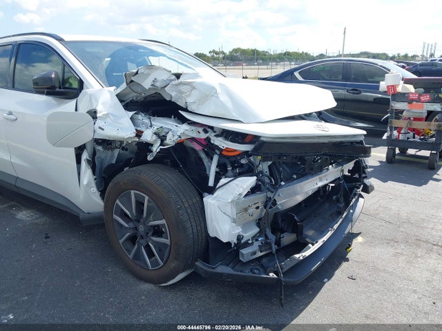 Toyota Bz Xle 2026 JTMBDAFBXTA001201 Image 6
