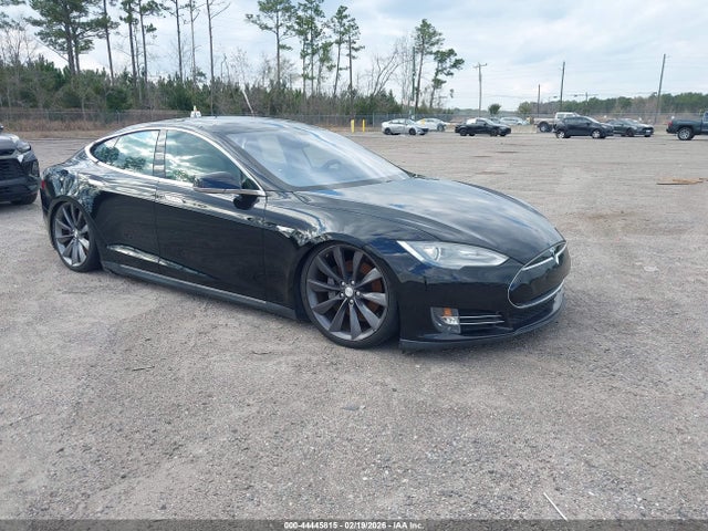 2013 TESLA MODEL S 5YJSA1AG3DFP04000 Photo 0