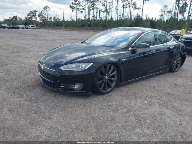 2013 TESLA MODEL S 5YJSA1AG3DFP04000 Photo 1