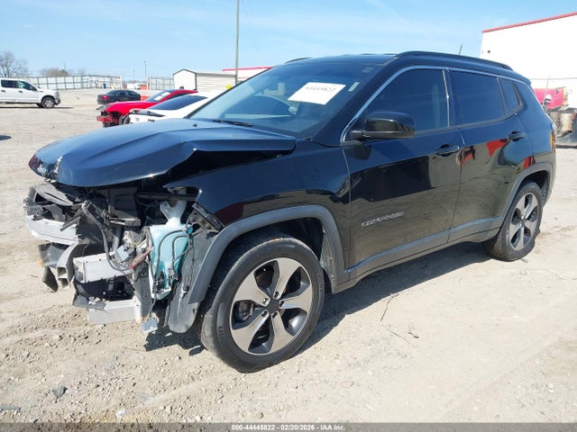 2018 Jeep Compass Latitude Fwd მანქანა იყიდება აუქციონზე, vin: 3C4NJCBBXJT102896, აუქციონის ნომერი: 44445822