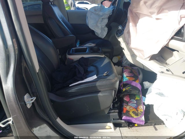 2022 CHRYSLER PACIFICA 2C4RC1BG4NR220222 Photo 4