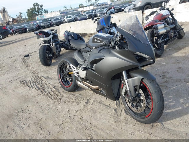 2024 DUCATI PANIGALE ZDMHAATW2RB015238