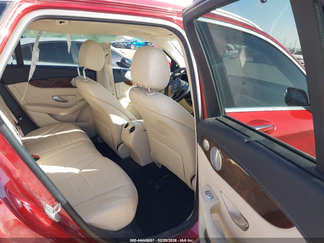 Продаж на аукціоні авто 2016 Mercedes-benz Glc 300 4matic, vin: WDC0G4KB6GF043518, номер лоту: 44445857