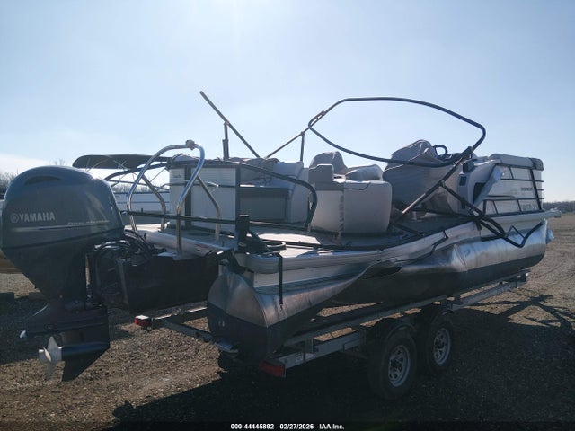 Продаж на аукціоні авто 2021 Sweetwater Boat And Trailer, vin: GDY62339G121, номер лоту: 44445892