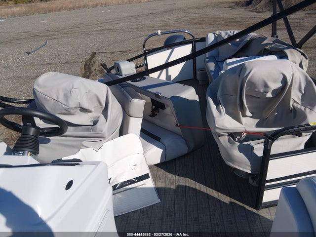 Продаж на аукціоні авто 2021 Sweetwater Boat And Trailer, vin: GDY62339G121, номер лоту: 44445892