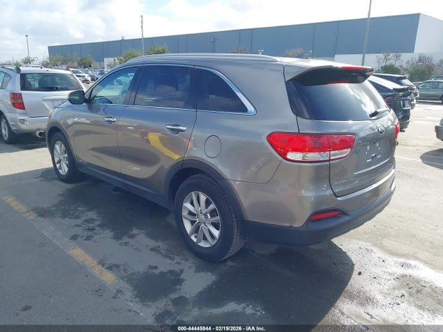 5XYPGDA52HG228129 KIA Sorento 3.3l Lx
