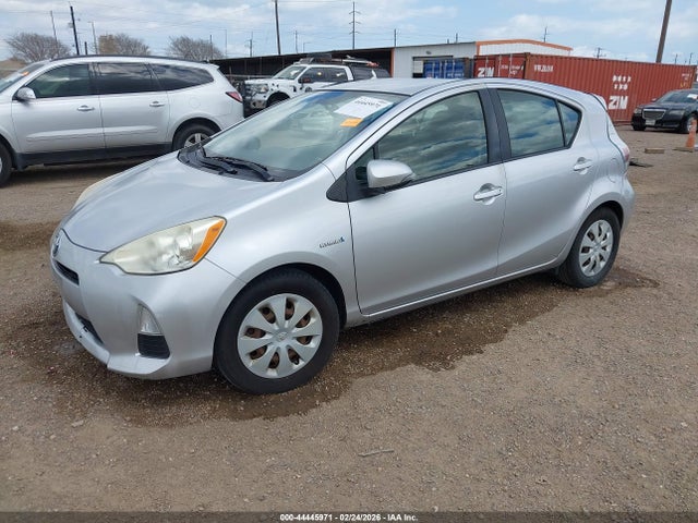 2012 TOYOTA PRIUS C JTDKDTB32C1019928 Photo 1