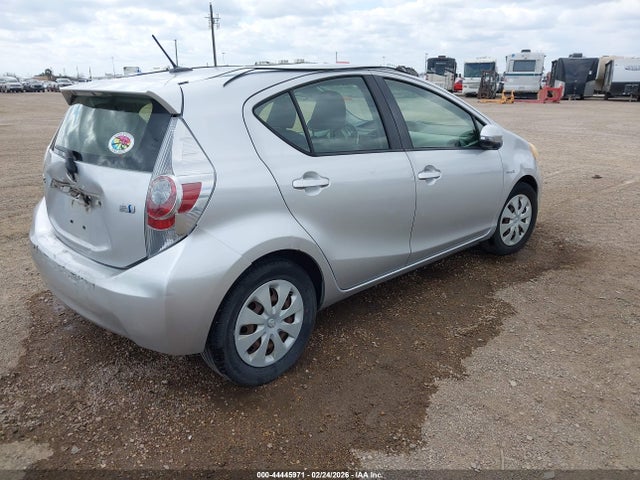 2012 TOYOTA PRIUS C JTDKDTB32C1019928 Photo 3