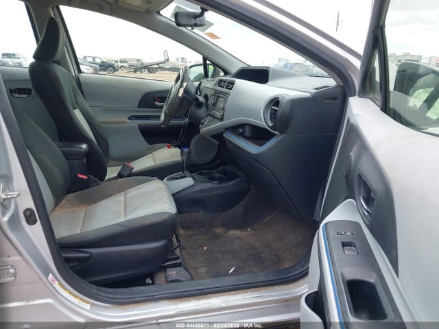 2012 TOYOTA PRIUS C JTDKDTB32C1019928 Photo 4