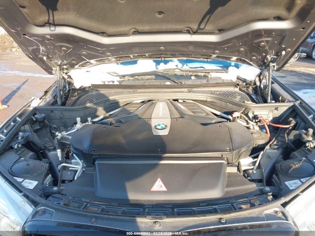2017 BMW X6 5UXKU6C30H0W38474 Photo 9