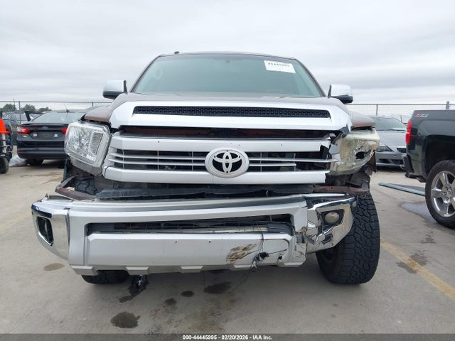 5TFAW5F15FX474705 Toyota Tundra 1794 5.7l V8