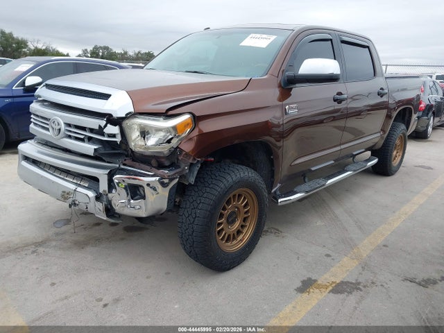 5TFAW5F15FX474705 Toyota Tundra 1794 5.7l V8