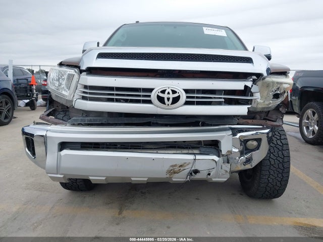 5TFAW5F15FX474705 Toyota Tundra 1794 5.7l V8