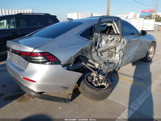 44445997 :رقم المزاد ، 1HGCY1F23RA013533 vin ، 2024 Honda Accord Lx مزاد بيع