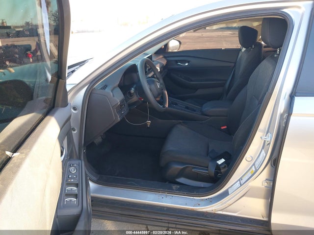44445997 :رقم المزاد ، 1HGCY1F23RA013533 vin ، 2024 Honda Accord Lx مزاد بيع