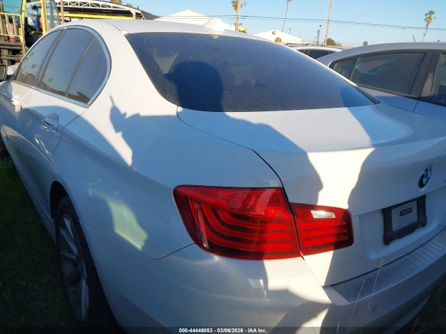 BMW 535i 2014 WBA5B1C53ED482554 Image 3