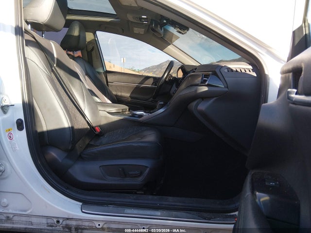 2019 TOYOTA CAMRY 4T1B61HK0KU698149 Photo 4