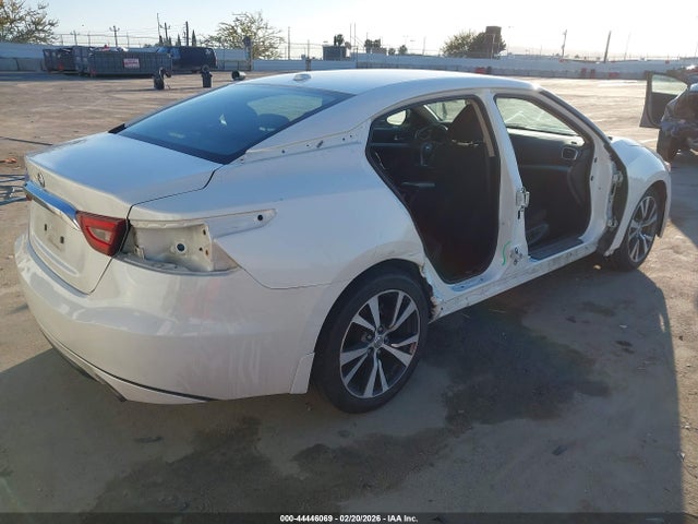 1N4AA6AP7GC420269 Nissan Maxima 3.5 S
