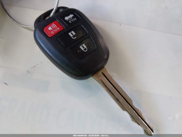 4T1BF1FK0HU319050 Toyota CAMRY LE