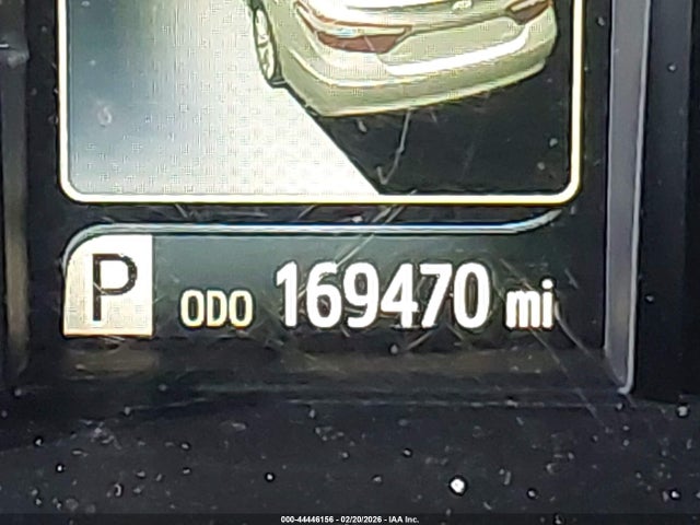 4T1BF1FK0HU319050 Toyota CAMRY LE