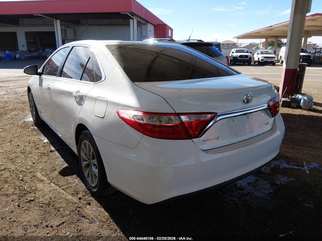 4T1BF1FK0HU319050 Toyota CAMRY LE