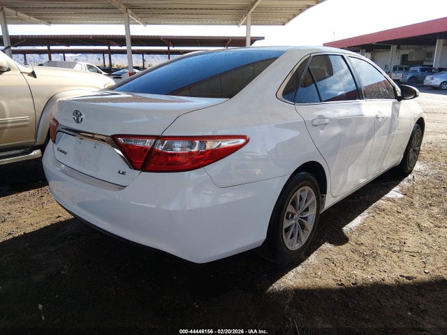 4T1BF1FK0HU319050 Toyota CAMRY LE