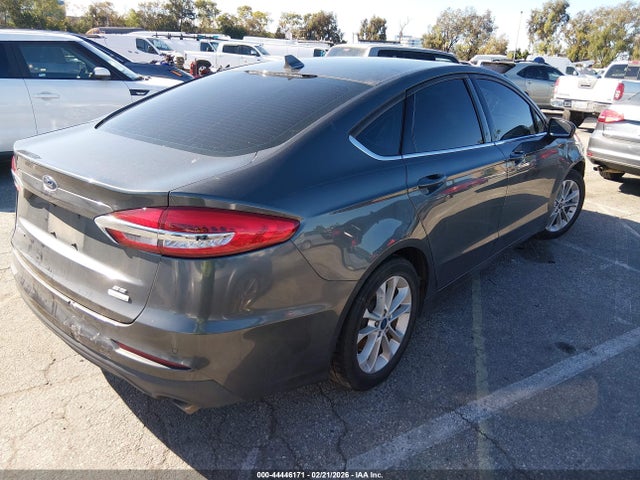 Ford FUSION SE 2020 3FA6P0HDXLR112909 Image 4