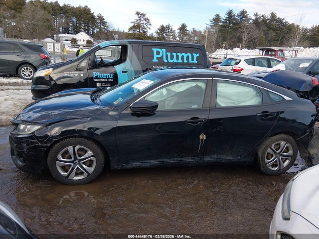 Honda Civic Lx 2018 2HGFC2F53JH588667 Image 14