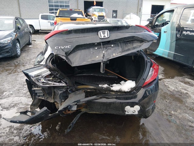 Honda Civic Lx 2018 2HGFC2F53JH588667 Image 16