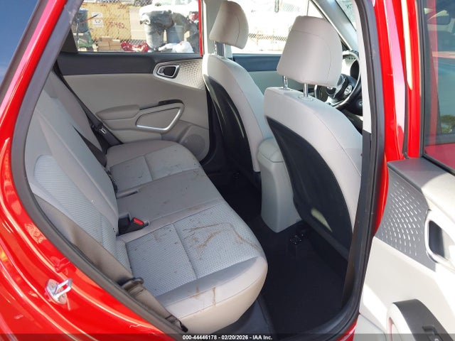 2023 Kia Soul Lx მანქანა იყიდება აუქციონზე, vin: KNDJ23AU7P7199213, აუქციონის ნომერი: 44446178