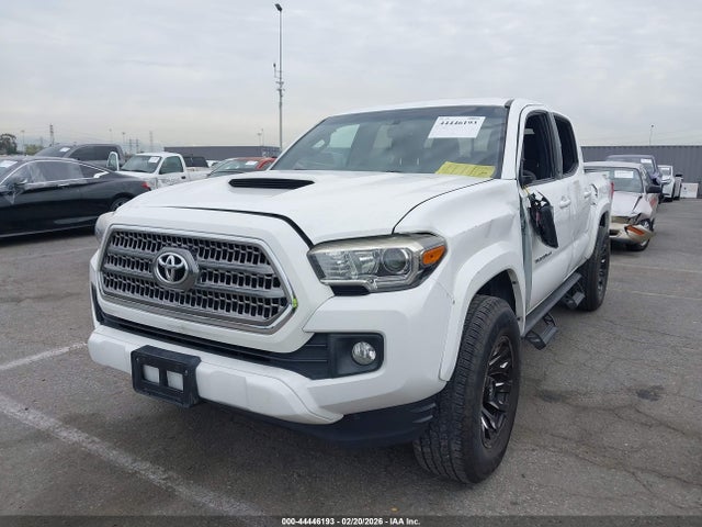 5TFAZ5CNXHX045044 Toyota Tacoma