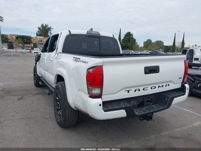 5TFAZ5CNXHX045044 Toyota Tacoma