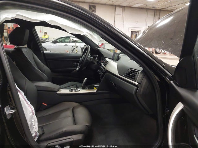2018 BMW 320I WBA8A3C54JA491545 Photo 4