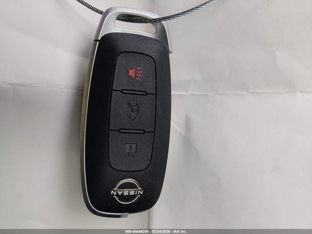 3N8AP6DAXSL329367 Nissan Kicks Sr Fwd