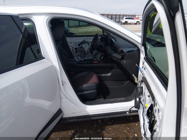 3N8AP6DAXSL329367 Nissan Kicks Sr Fwd